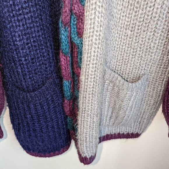 VINTAGE Jewel Tones Wool Open Front Oversized Chunky Cable Knit Cardigan… - Picture 8 of 12